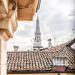 Lejlighed Luxe Paradise - 4 Person, Historic Center *