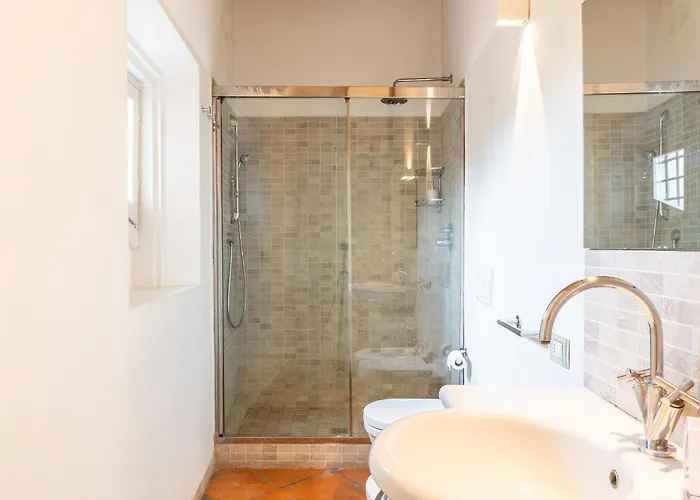 Luxe Paradise - 4 Person, Historic Center Appartement *