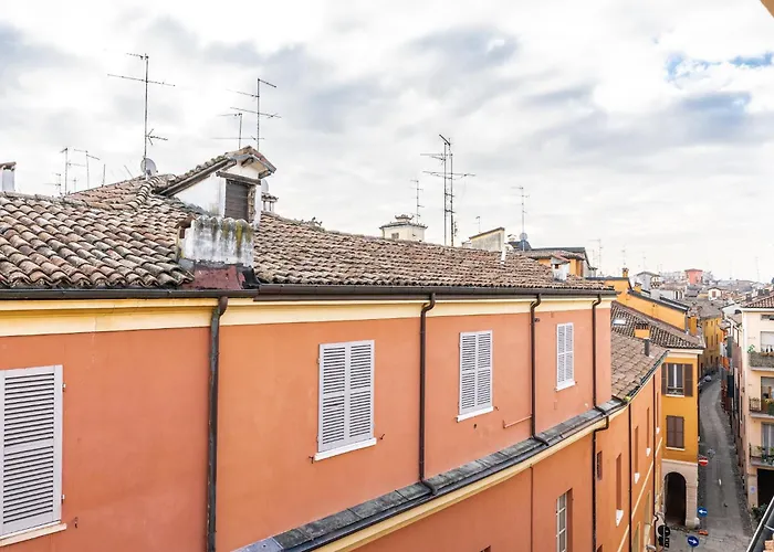 Luxe Paradise - 4 Person, Historic Center *